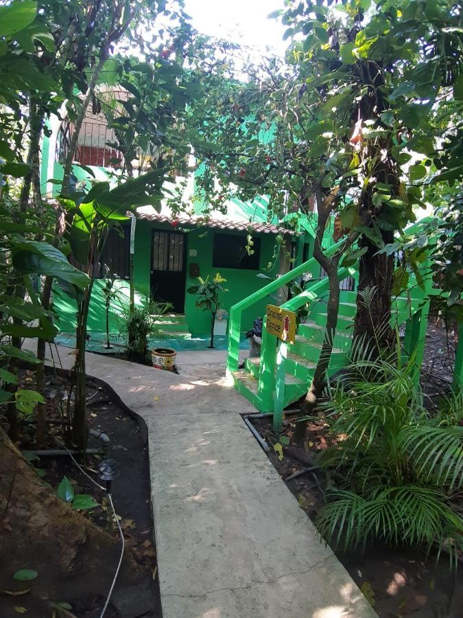 Hotel Cabanas Margarita & Ed Palenque Bagian luar foto